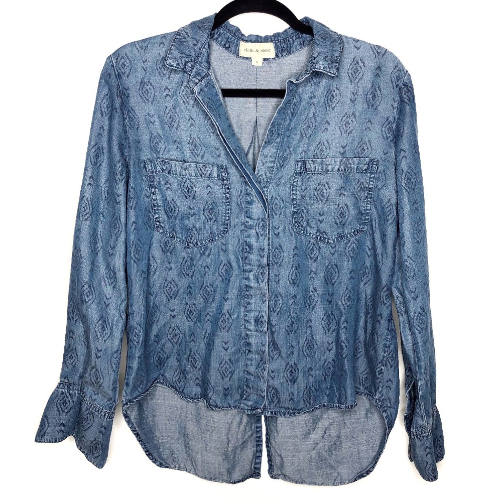 Cloth & Stone Chambray Button Down Sz S